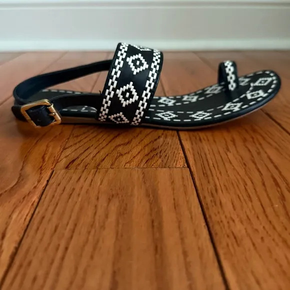 Tory Burch, Leather Sandals, Size 6, Navy &amp; White