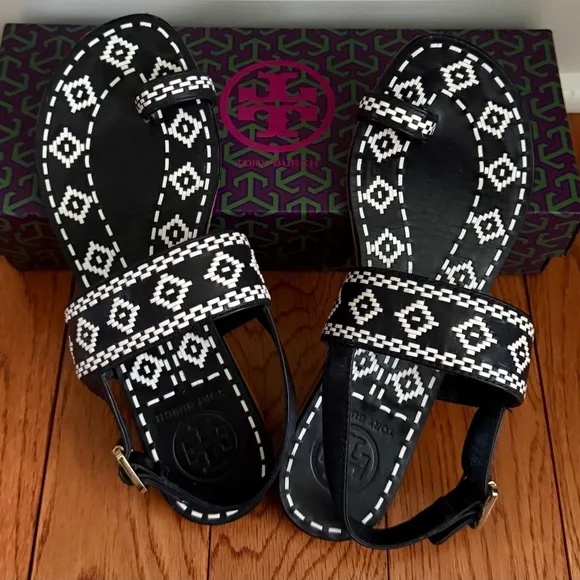 Tory Burch, Leather Sandals, Size 6, Navy &amp; White
