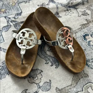 Tory Burch// miller cloud sandals, size 9