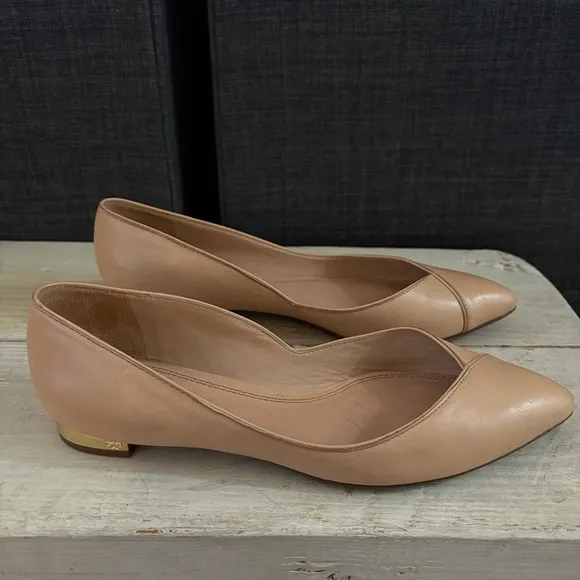 Tory Burch Nicki Pointed Toe Maison Leather Flats Light Oak Tan Gold Heel Size 8