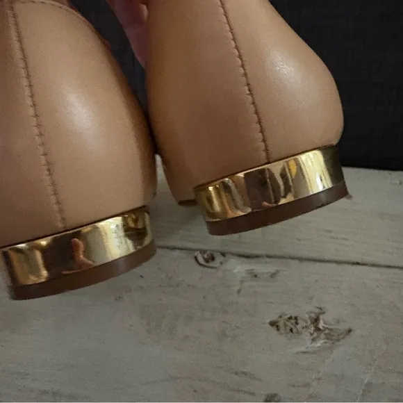Tory Burch Nicki Pointed Toe Maison Leather Flats Light Oak Tan Gold Heel Size 8