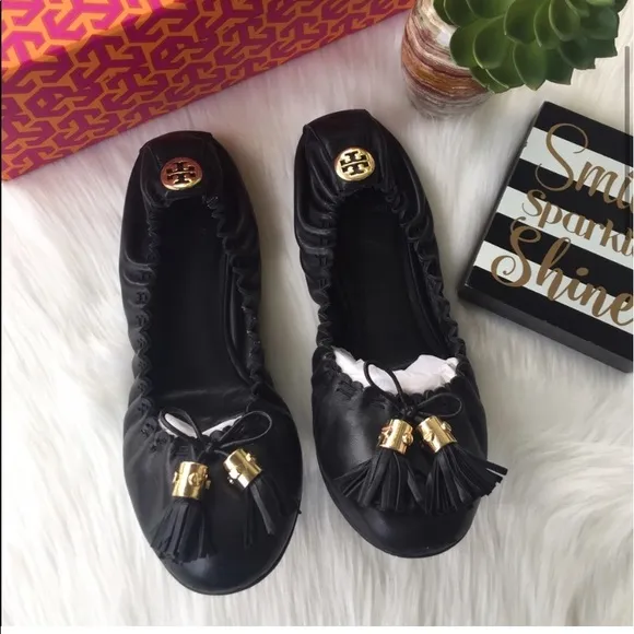 Tory Burch Reese Mestico Flats Black (Tassels) – Size 8 1/2