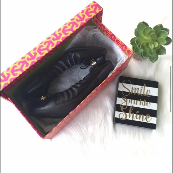 Tory Burch Reese Mestico Flats Black (Tassels) – Size 8 1/2