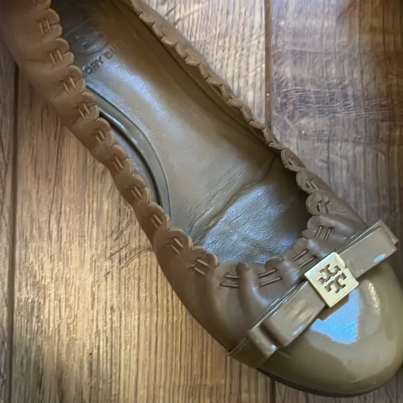 Tory Burch Romy Flats Ballet Slipper Slip-On Nude Mestico Patent Leather Flats