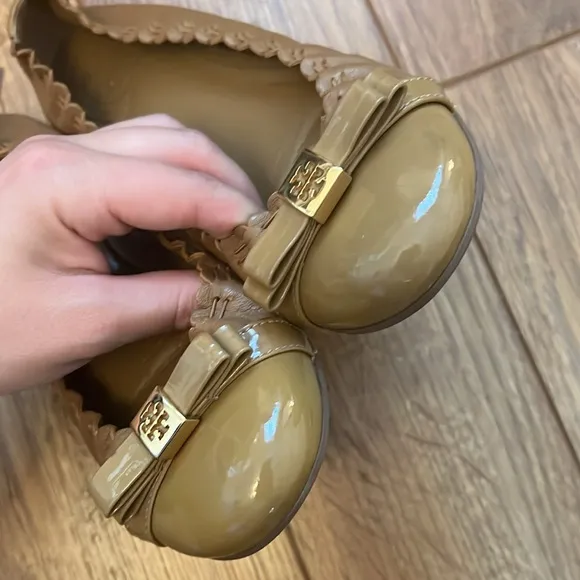 Tory Burch Romy Flats Ballet Slipper Slip-On Nude Mestico Patent Leather Flats