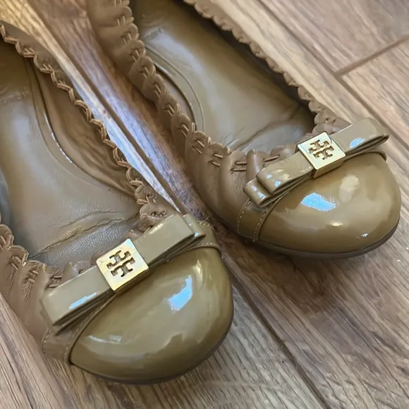 Tory Burch Romy Flats Ballet Slipper Slip-On Nude Mestico Patent Leather Flats