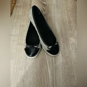 Tory Burch Skylar Quilted Flats