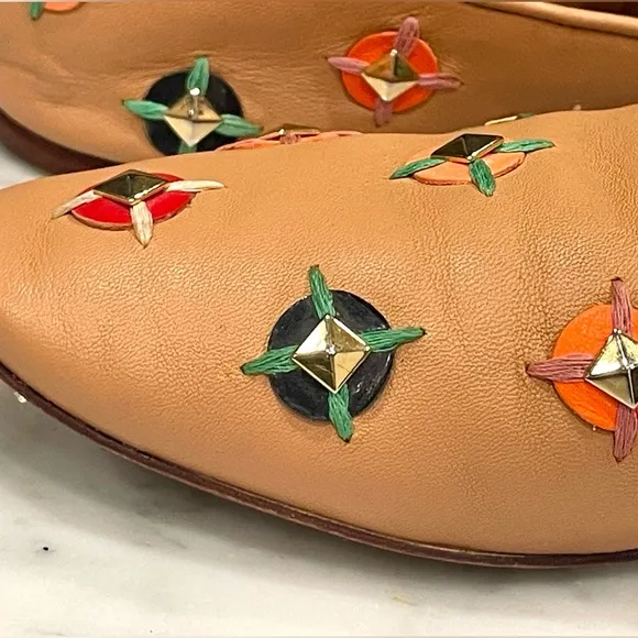 Tory Burch soft leather slip on loafers w/ woven/jeweled embellishments, 6, EUC