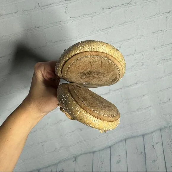 Tory Burch tan embroidered quilted leather round toe ballet flats size 9.5