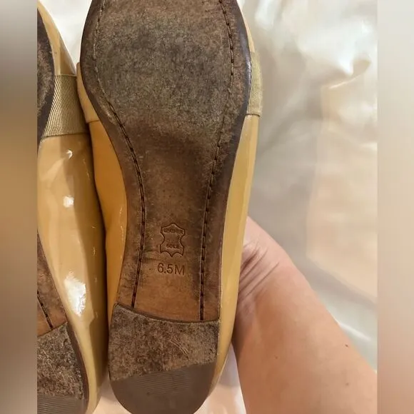 Tory Burch Trudy Smoking Slipper Tan 6.5