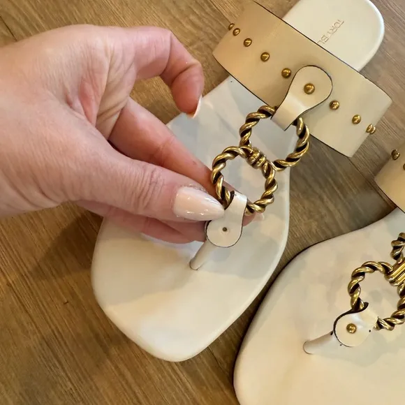 TORY BURCH Vintage Plaque Sandals -NEW but Flawed