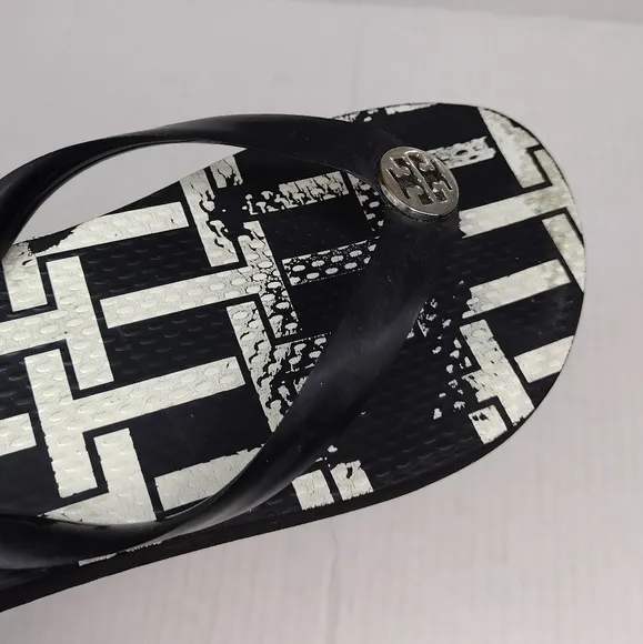 Tory Burch Women's Rubber Gold Logo Thong Flip Flop Flats Sandals Size 7.5
