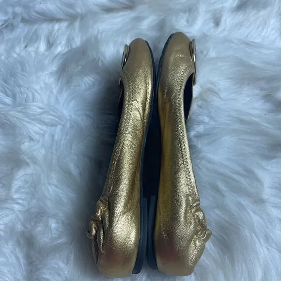 Tory Burch leather Gold slip on  flats round toe gold tone logo accent SZ9M