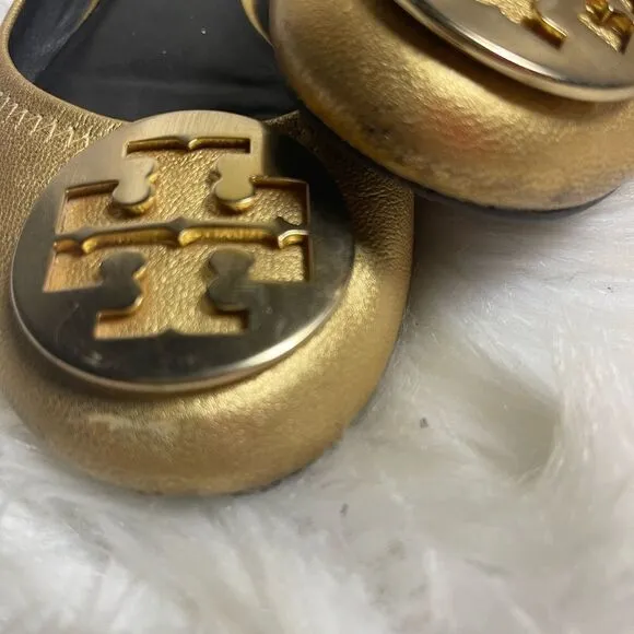 Tory Burch leather Gold slip on  flats round toe gold tone logo accent SZ9M