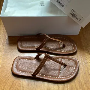 Toteme new season leather sandal