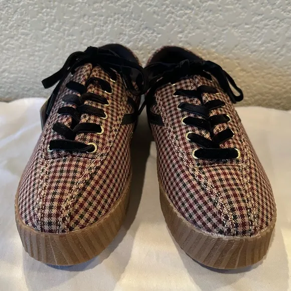 Tretorn Nylite Plus Bold Wine Plaid Platform Sneakers