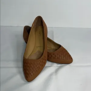 Trotters Brown Leather Loafers with Woven Design