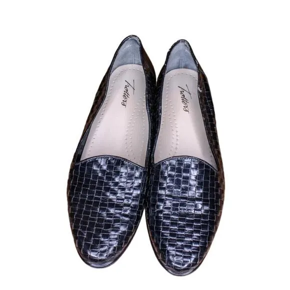 Trotters Loafers Slip On Black Woven Leather Comfort Shoe Size 8.5M