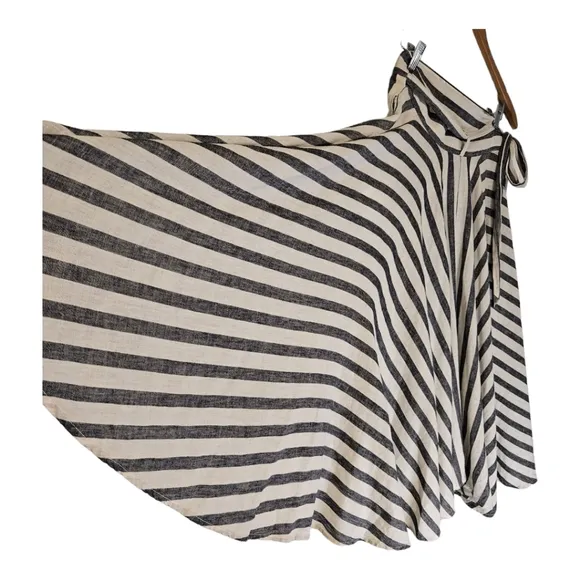 Trovata Birds of Paradis True Wrap Skirt Blue and White Linen Blend Small