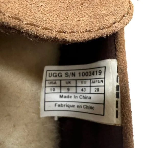 UGG Alder Slip-on Driving Moccasins / Loafers Size 10