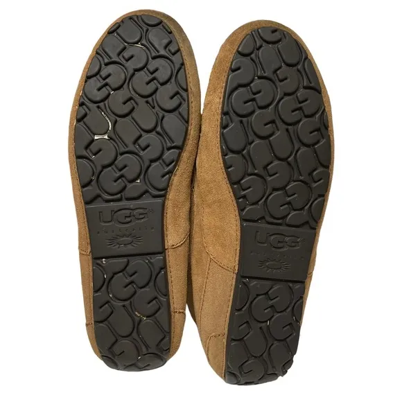 UGG Alder Slip-on Driving Moccasins / Loafers Size 10