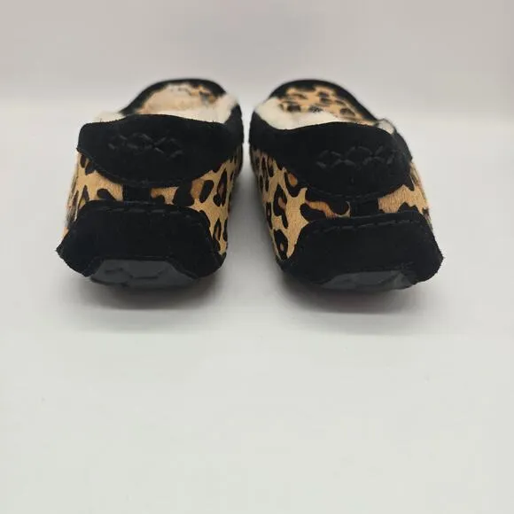 UGG Ansley Leopard Shearling Lined Moccasin Flats 7 Cozy Indoor Outdoor Comfort