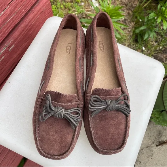 UGG Australia Brown  Moccasin Flats 6.5