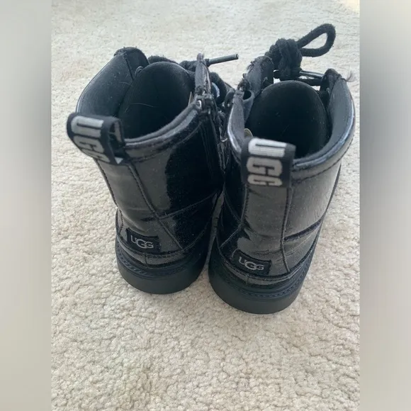 Ugg Big Kid Size 3 Black Robley Glitter Boots
