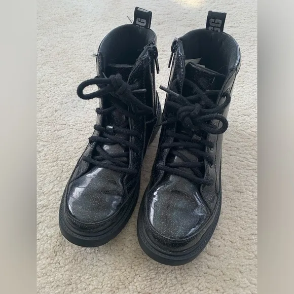 Ugg Big Kid Size 3 Black Robley Glitter Boots