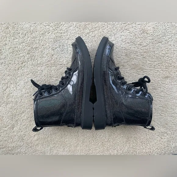 Ugg Big Kid Size 3 Black Robley Glitter Boots