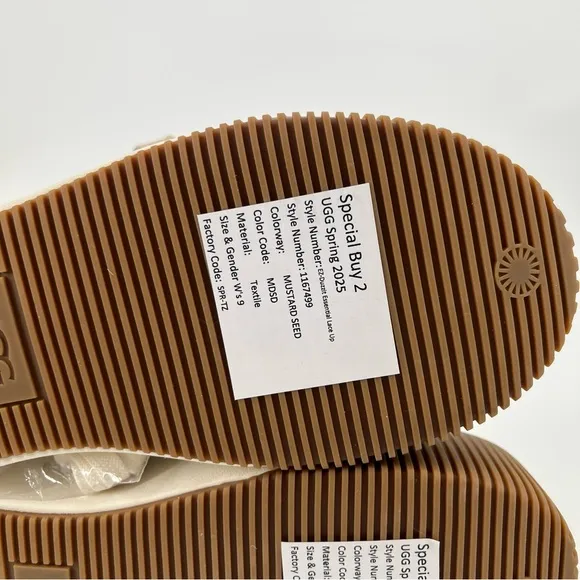 UGG Ez-Duzzit Tan Brown Athleisure Lace Up Casual Platform Ankle Sneakers 9
