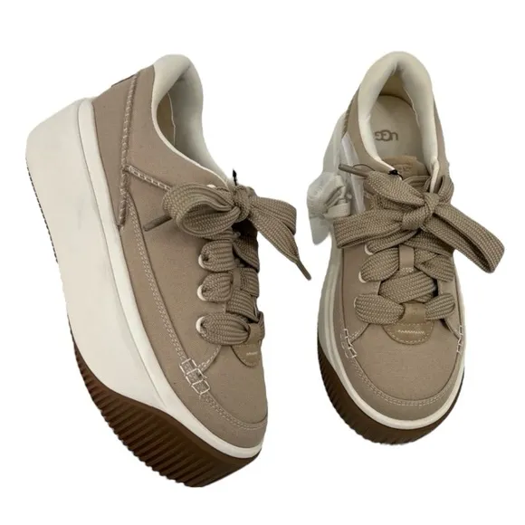UGG Ez-Duzzit Tan Brown Athleisure Lace Up Casual Platform Ankle Sneakers 9