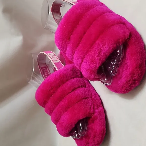 UGG Fluff Yeah Hot Pink Slide Sandals (girls size 3)