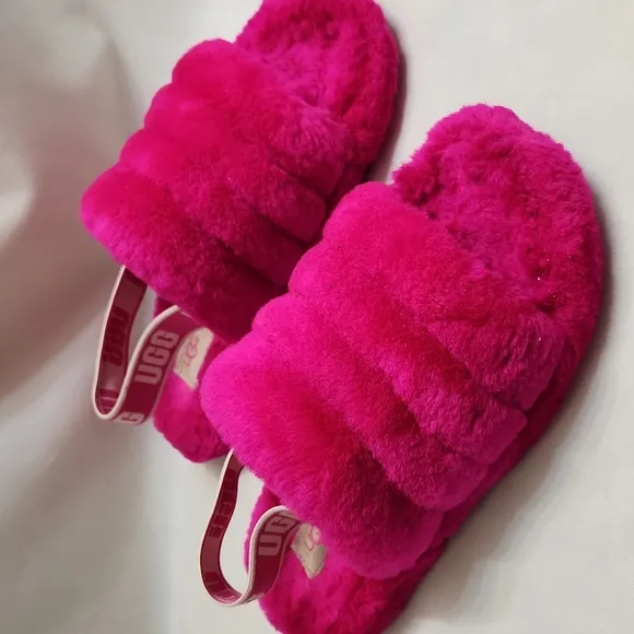 UGG Fluff Yeah Hot Pink Slide Sandals (girls size 3)