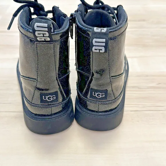 UGG Girl 5 Boots Combat Black Sparkle Robley Glitter NWOB