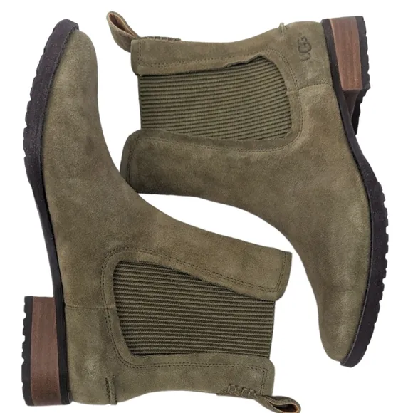 UGG Hillhurst Chelsea Boot Suede Leather Ankle Boots Flats Womens 6.5 Tan Beige