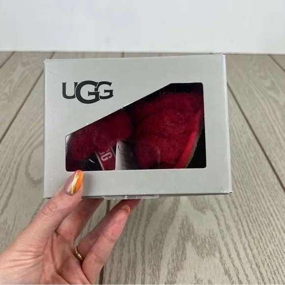 UGG Infant Fluff Yeah Furry Fuzzy Sandals 0/1 XS 0-6 months Ribbon Red $55