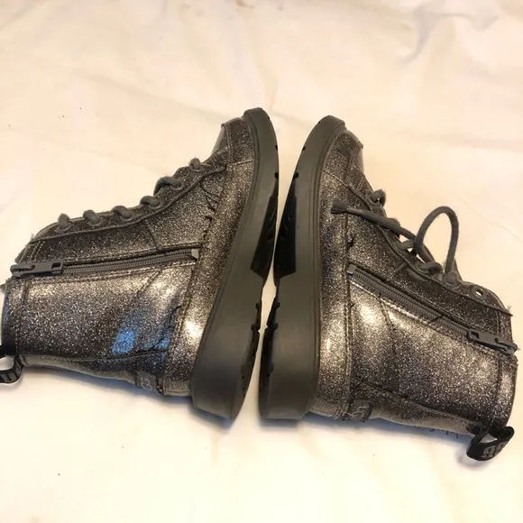 UGG kid Robley Glitter combat boots