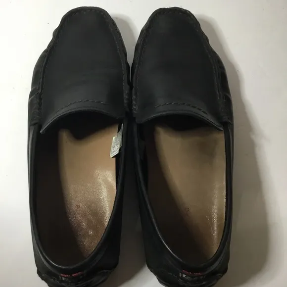 UGG Men’s Black Energ Leather Driving Slip On Loafers Size 11.5