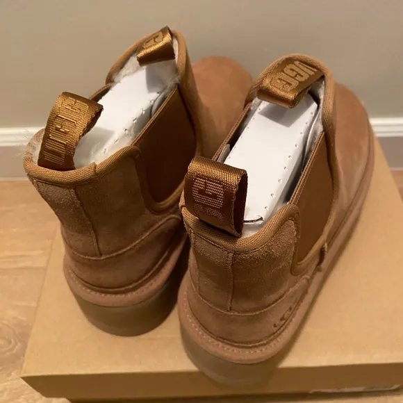 UGG Neumel Chelsea Platform Boots Shoes Booties Chestnut NIB