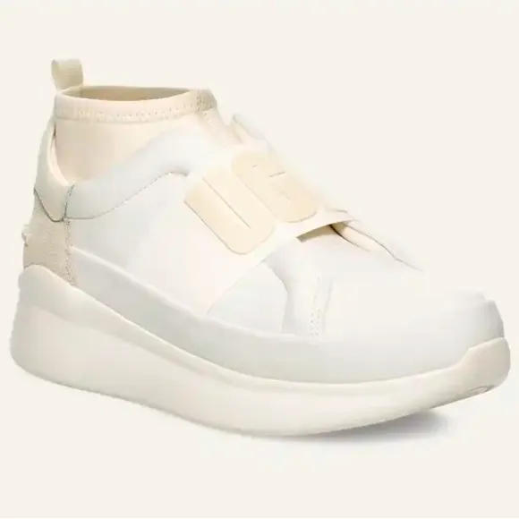 UGG NEUTRA COCONUT MILK SNEAKERS - WOMEN'S Cream Slip-On Sneakers Size 6