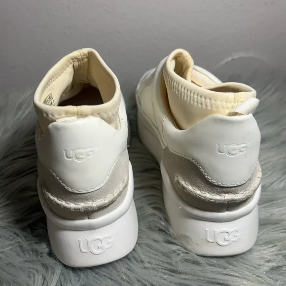 UGG NEUTRA COCONUT MILK SNEAKERS - WOMEN'S Cream Slip-On Sneakers Size 6
