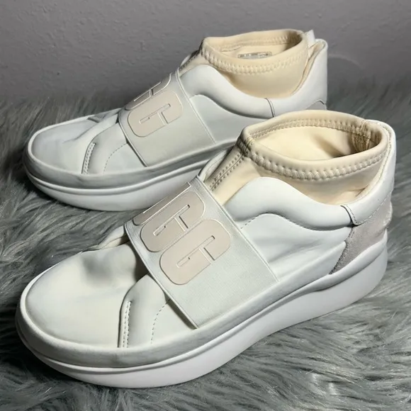 UGG NEUTRA COCONUT MILK SNEAKERS - WOMEN'S Cream Slip-On Sneakers Size 6