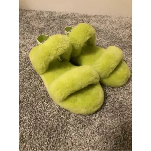 UGG oh yeah fluffy Slide Slipper Sandals Women’s Neon Green Size 5
