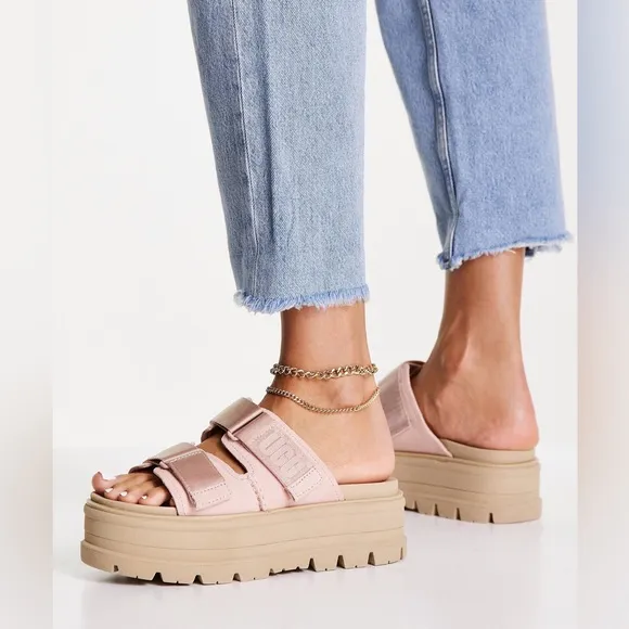 UGG Pink Bliss Clem Suede Platform Sandals, NWT, Size 7.5