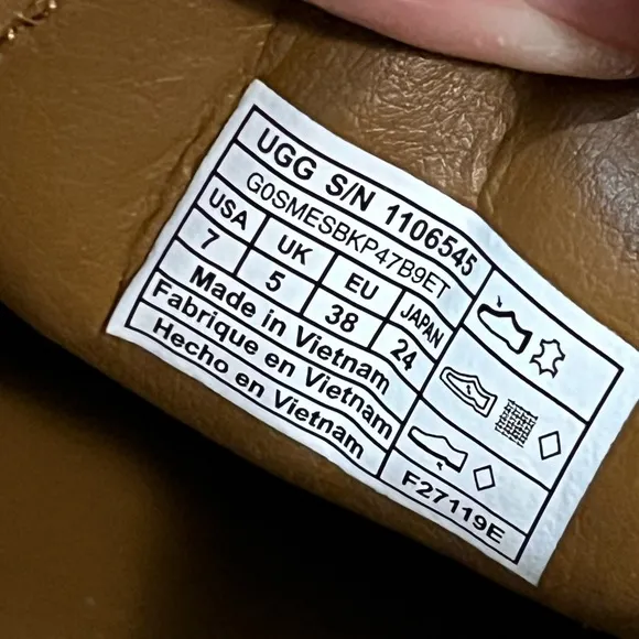 UGG Slip on Caramel size 7