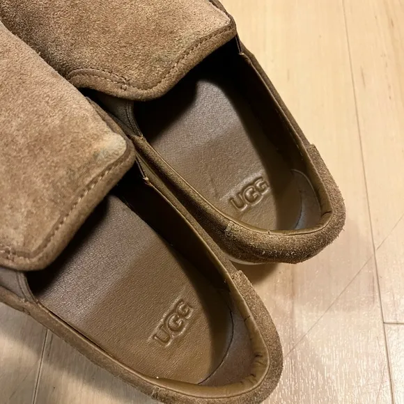 UGG Slip on Caramel size 7