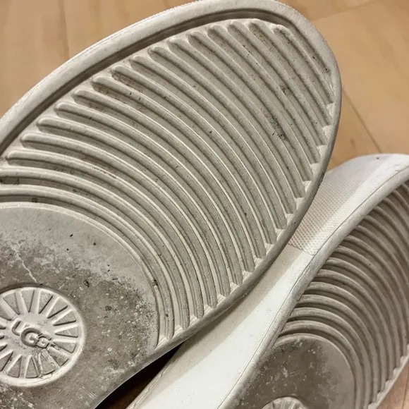 UGG Slip on Caramel size 7