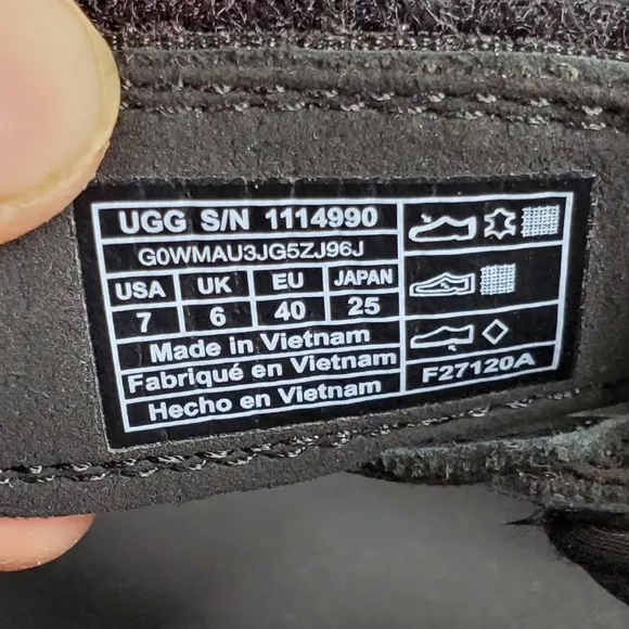 UGG Union Strap men's sandals black