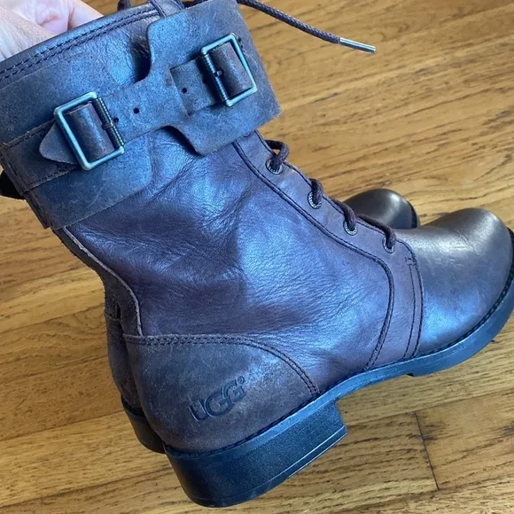 UGG Women's Maaverik Brown combat Lace Up Boots Lodge Size 7